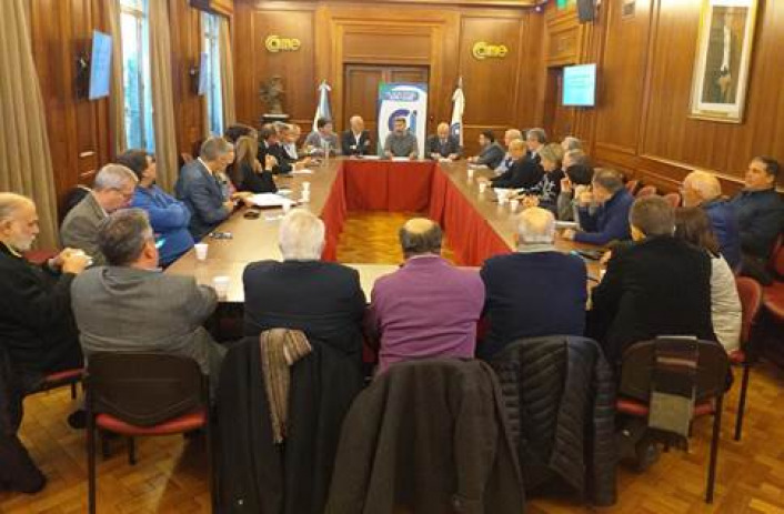 Reunin Plenaria de Comit Industrial con la disertacin de Teddy Karagozian