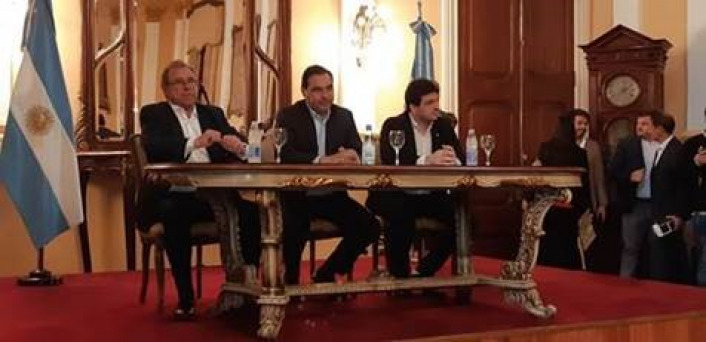 Firma del convenio para el desarrollo del Emprender Nacional Corrientes 2018