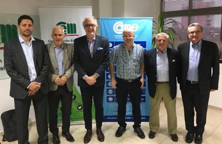 De izq. a der.: Alejandro Primbas, director de Eficiencia Energtica en Sectores Productivos y Transporte; Cristian Turano, director del sector Industrial de CAME; Alejandro Haene, presidente de CEM; Juan Federico Gartner, secretario general de CEM; Alfre