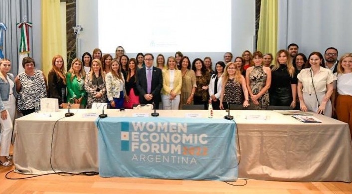Delegación de mujeres argentinas en Italia