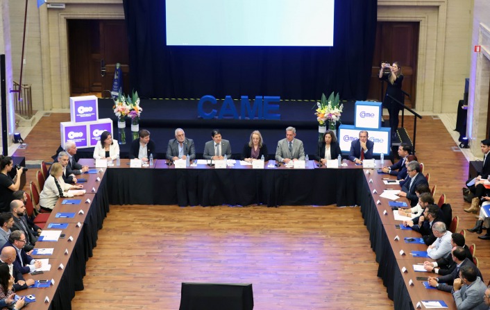 Gobernadores patagónicos y comité de presidencia de CAME