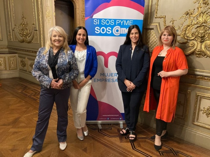 Fernanda Reina, Miriam Giorgia, Laura Teruel y Liliana Castro