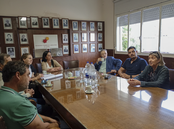 Reuni�n en Jun�n. Se definieron los pasos a seguir en cuanto a las intervenciones urban�sticas.